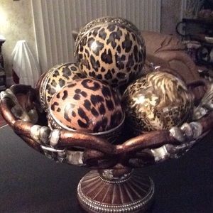 Decorative bowl